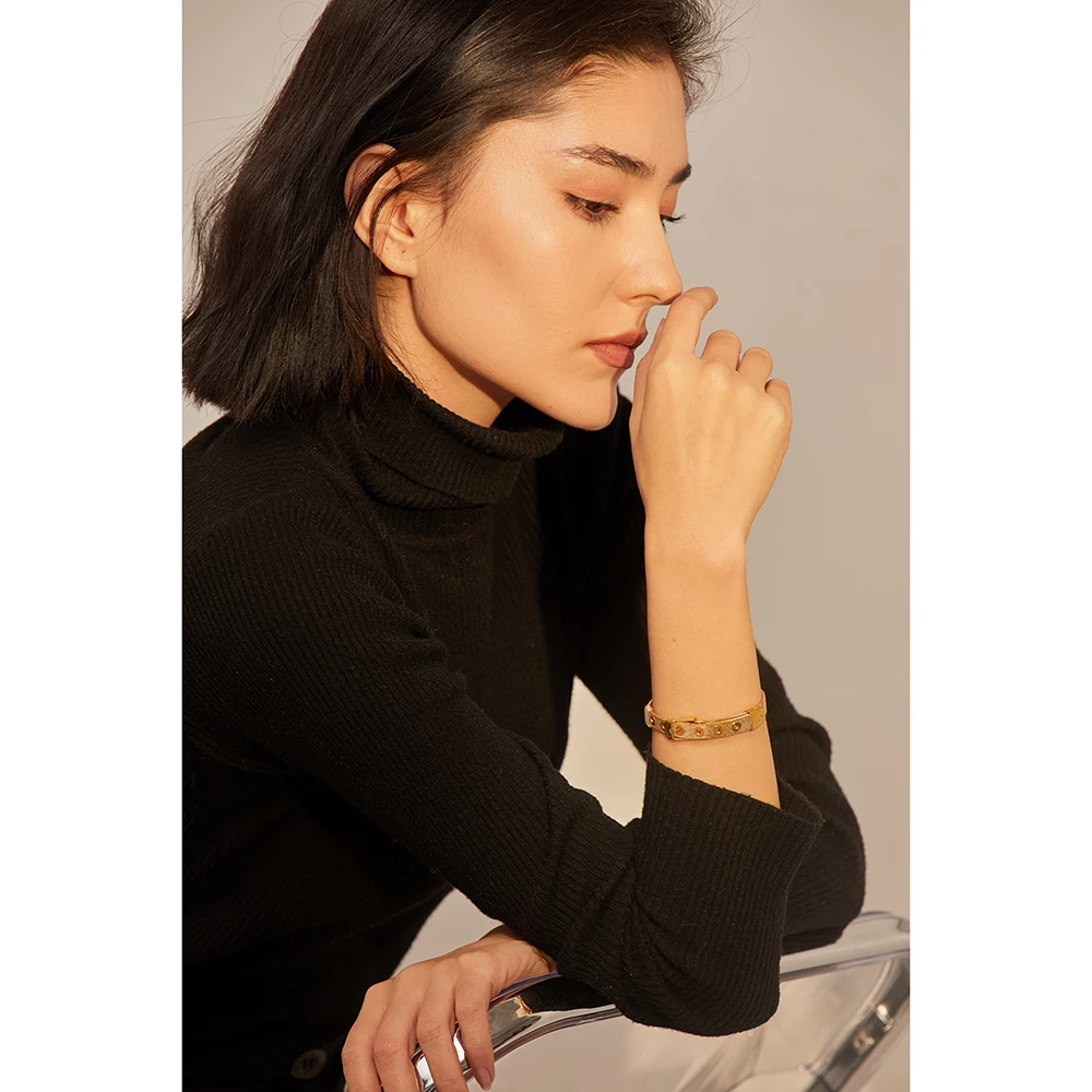 Yhpup Chic Stainless Steel Bangle Bracelet Women Occident Metal Texture New Design 18 K Trendy Jewelry браслеты женские Gift bangle bracelet stainless steel bracelet
