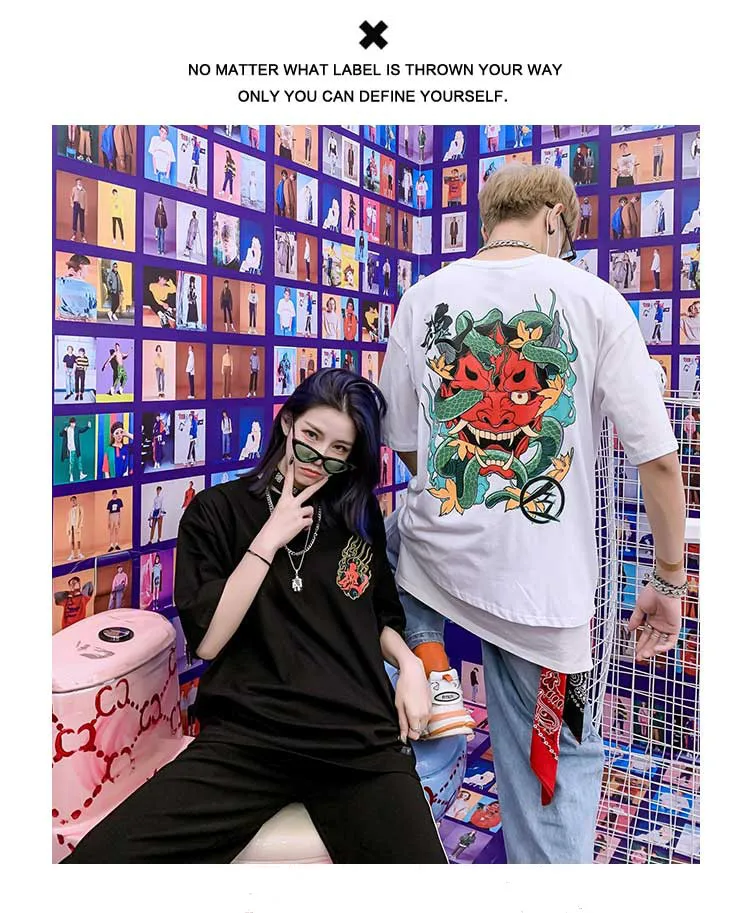 VOGUELEO Япония Стиль футболка Для мужчин с принтом монстров летний топ веселое Harajuku змея Bbck рубашки для мальчиков шорты в стиле хип-хоп Уличная летняя