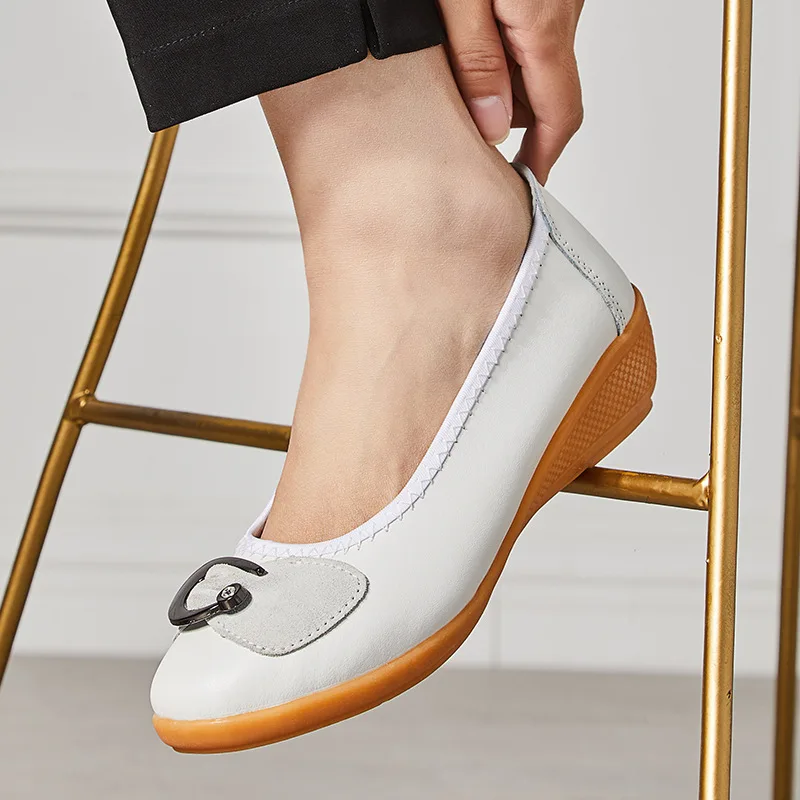 

2019 Autumn & Winter New Style WOMEN'S Shoes Mom Slanted Heel Extra High WOMEN'S Shoes Casual Low-Cut Foot Covering Metallic Dec