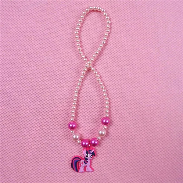 1Pcs-Girls-Cute-Cartoon-My-Little-Horse-Pendant-Necklaces-Kids-Choker-Jewelry-Accessories-Character-Unicorn-Children.jpg_640x640 (5)