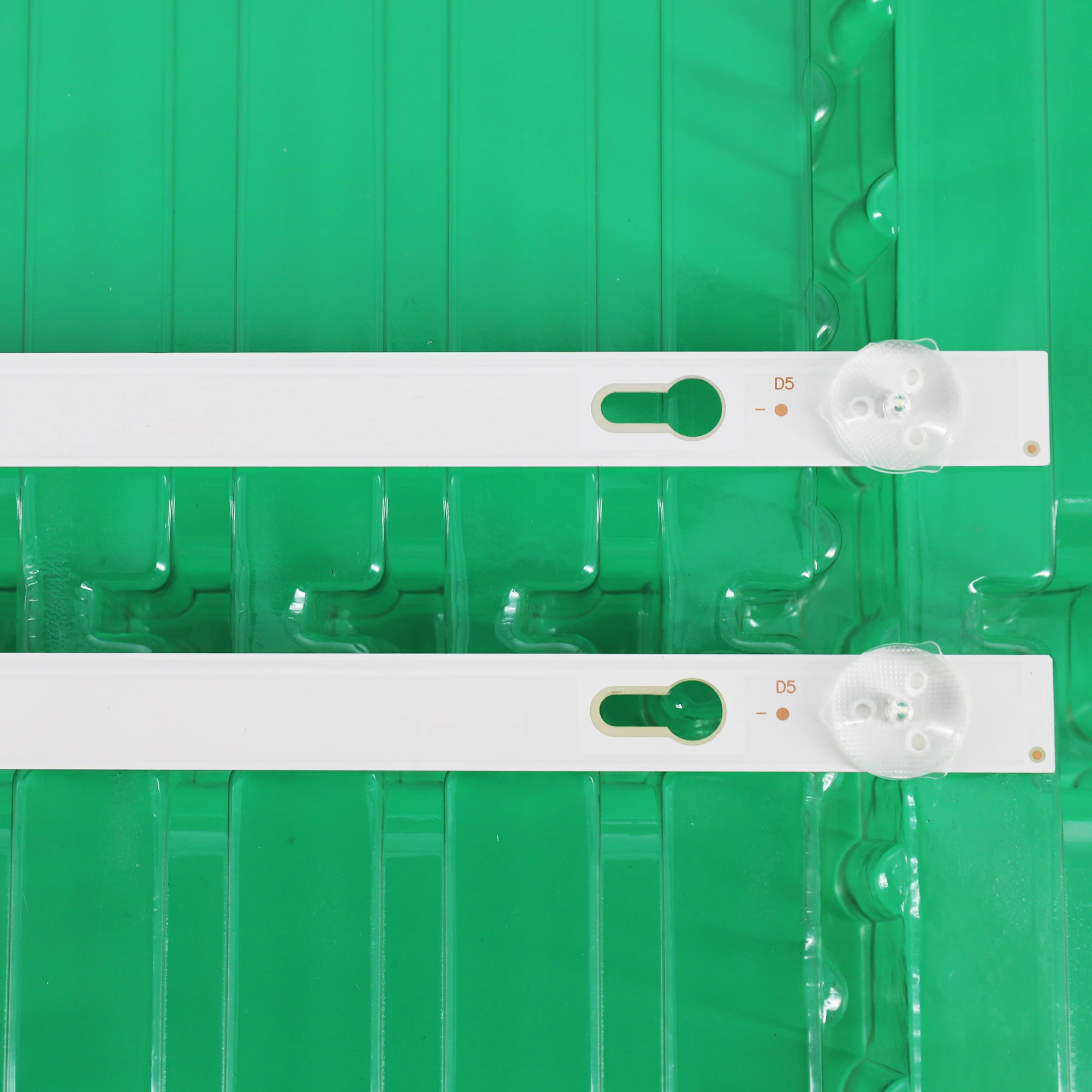 L32M5-AZ THOMSON LED Ʈ, 32HD3301, 32H3306, GIC32LB37_3030F, 4C-LB3205-ZM01J, 4C-LB320T-DSA, DSR TCL32D05-ZC22AG-11