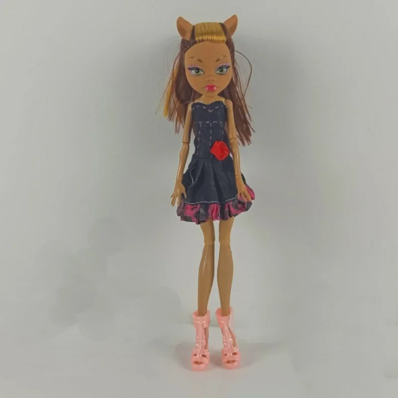 Новинка 2019 модные куклы высокого качества Дракулаура Clawdeen Wolf Френки Стейн черный