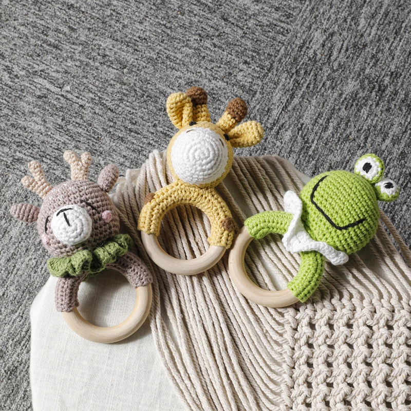 1PC Baby Rattle Toys Cartton Animal Crochet Wooden Rings Rattle DIY Crafts Teething Amigurumi For Baby Cot Hanging Toy