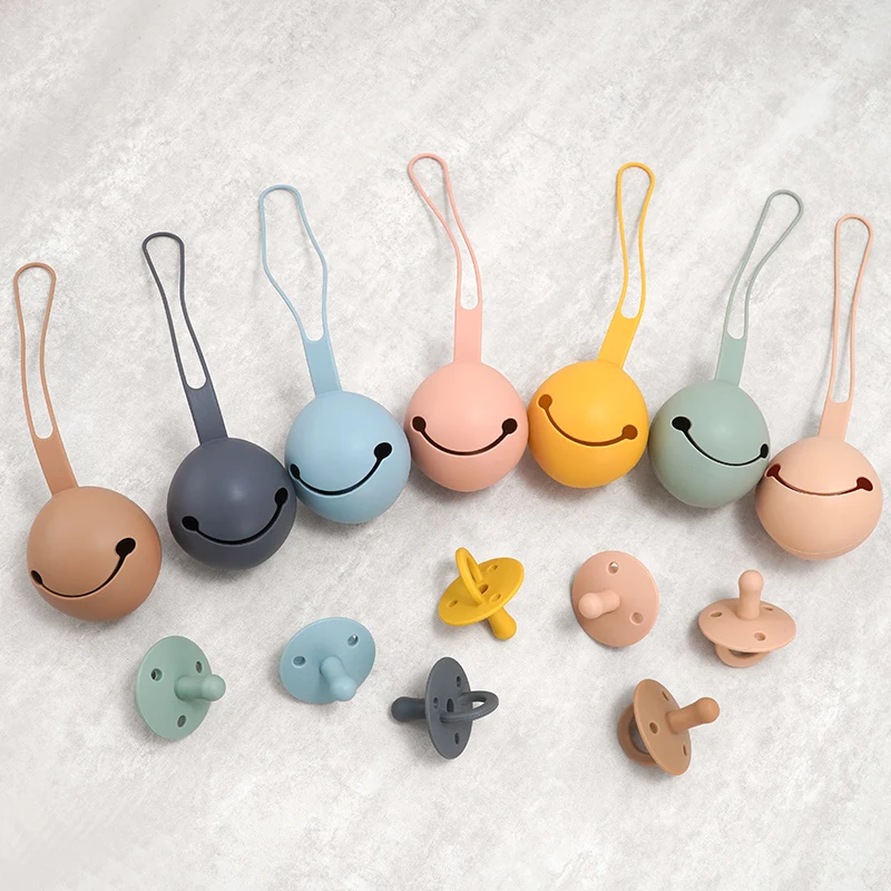 Safe Silicone Easy to Clean Soother Dishwasher Container Box Handy Pacifier Pocket Solid Travel Storage Pacifier Holder