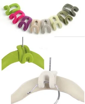 

10Pc a set Creative Mini Flocking Clothes Stable Hanger Easy Hook Closet Organizer Space-saving Color Random