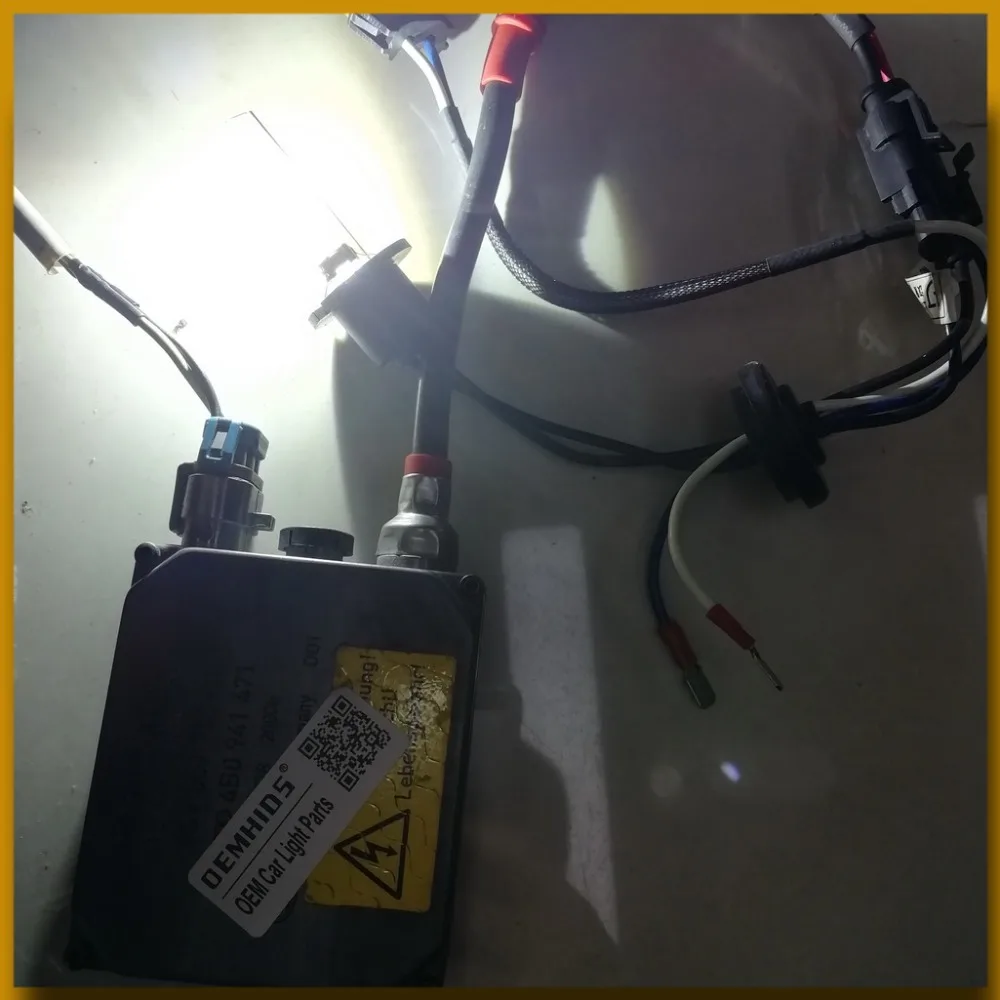 HELLA-AUDI-4B0941971-AMP