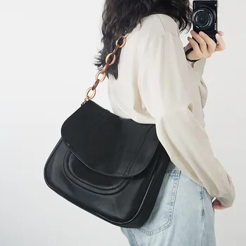 

Large bag women's bag new 2020 oblique shoulder bag armpit bag chain simple flip bag