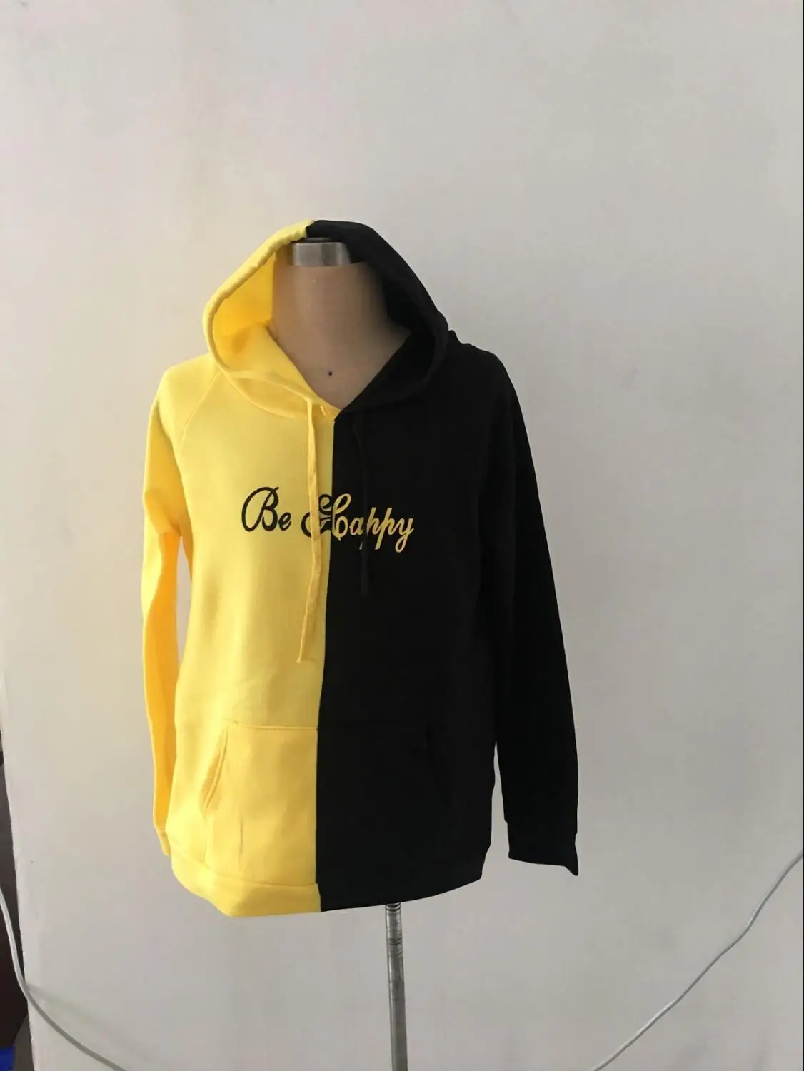 black-yellow Поставщики счастливой улыбки толстовки с капюшоном для мужчин шнурок капюшон хип хоп белый красный женщин спущенные плечи - Цвет: black-yellow