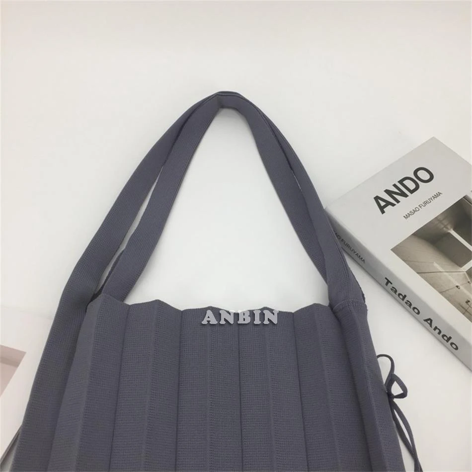 Women's Folding Pleat Shoulder Handbag Design Contrast Woolen Knitted Fabric Organ Bag Female Three Color Stitching Shopper Tote