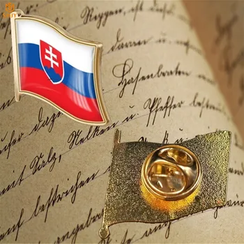 

Euro Gold Plated Metal Baking Commemorative Badge Slovakia National Flag Brooch Lapel Wear Pin Jewelry Collection