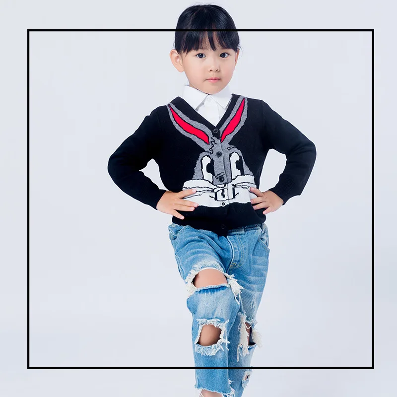 Autumn and winter new casual jacket cartoon rabbit starling V-neck cardigan parent-child family installed manufacturers a gen