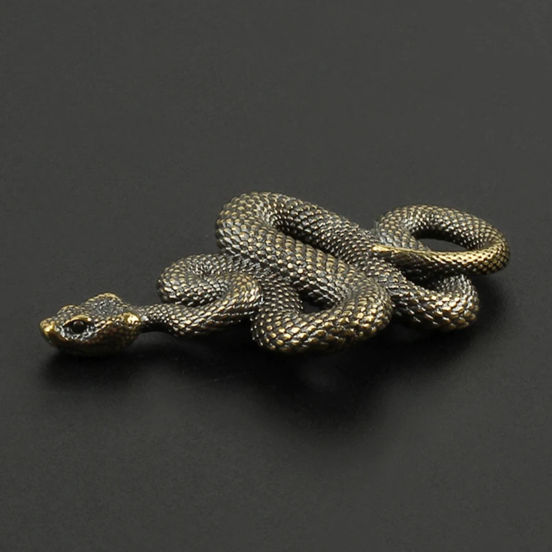 

Snake Pendant Brass Python Car Keychain Pendant Outdoor EDC Tool Accessories