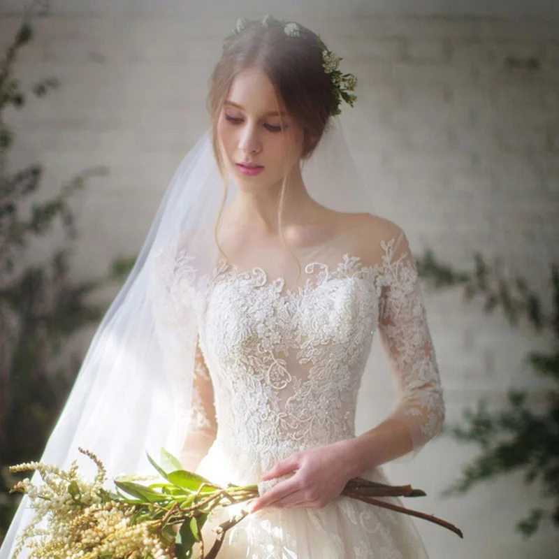 

2020 Real Female 2020 New Sen Is The Bride Married Contracted Hepburn A Word Shoulder Long-sleeved Trailing Show Thin Together