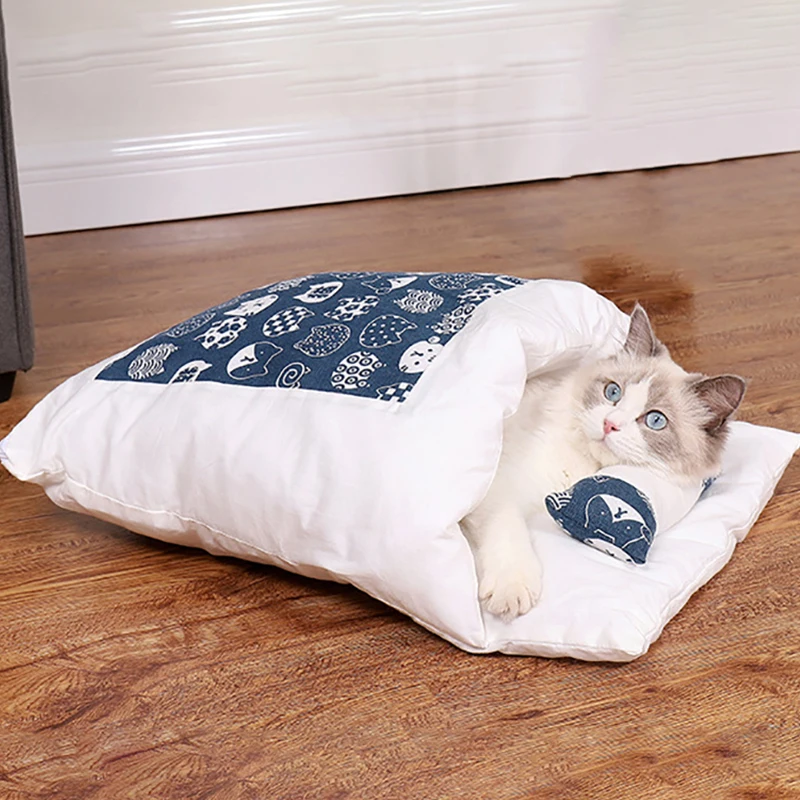 Japanese Cat Bed Winter Removable Warm Cat Sleeping Bag Deep Sleep Pet Dog Bed House Cats Nest Cushion with pillow
