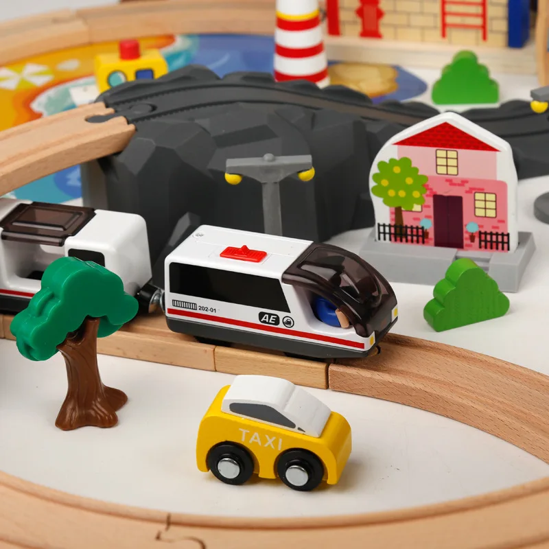 92 шт./компл. деревянный набор железнодорожных поездов Stanard с электронным голова поезда трек игрушки для детей, подарок на день рождения, игрушки из дерева