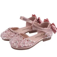 Свадебные сандалии для девочек; коллекция года; Праздничная обувь принцессы с кристаллами для девочек; летняя блестящая детская обувь; пляжные детские сандалии с бриллиантами для малышей