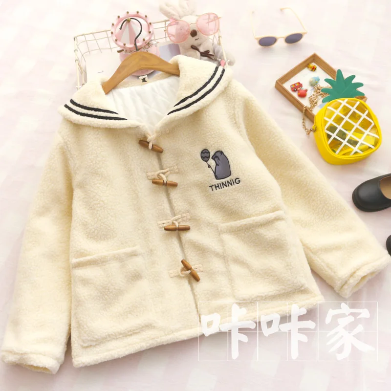 Beige Женское зимнее Новое японское мягкое пальто для девочек-подростков с вышитыми шариками и медведями, однобортное кашемировое пальто с темно-синим воротником из овечьей шерсти - Цвет: Beige