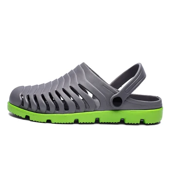 

2020 New Croc Sandals Men Platform Crocks Summer Casual Crok Clogs Men Shoes Comfort Gray Blue EVA Crocse Beach Sandals Slipper