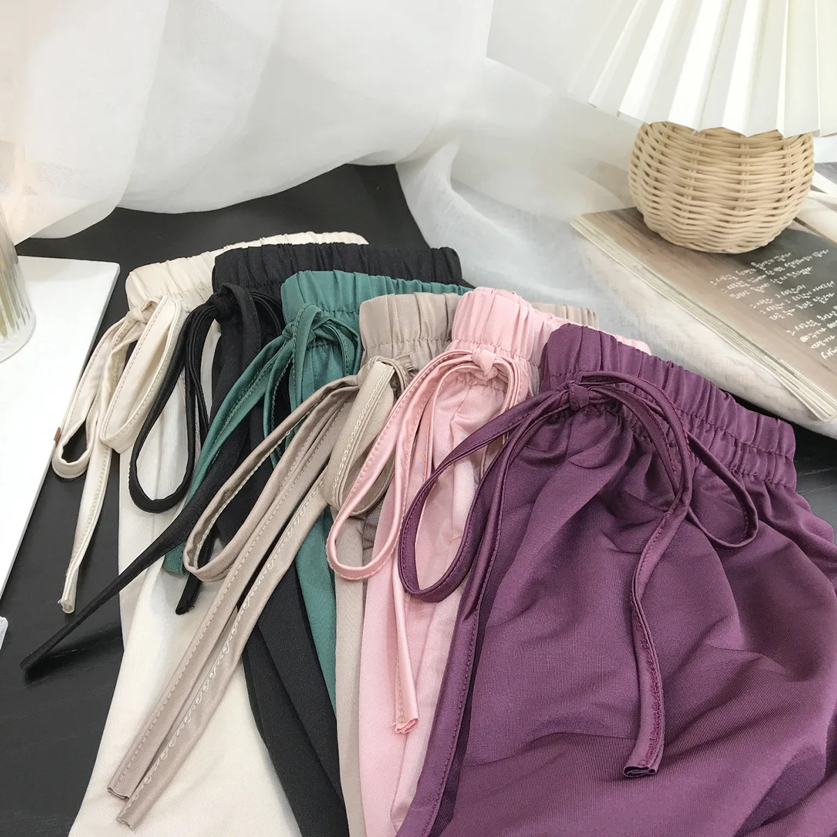 Брюки женские с широкими штанинами тонкие свободные штаны высокой талией со