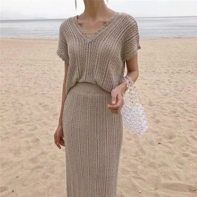 

Women's Summer Knitted 2 Two Piece Set V Neck Tops with Wrap Hip High Elastic Waist Skirt Set Outfits Matching Sets