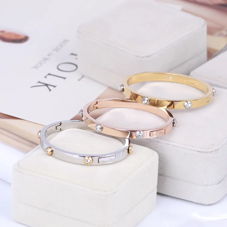 

European and American jewelry wholesale marking rivets simple fashion can open bracelet bangle accessories for women