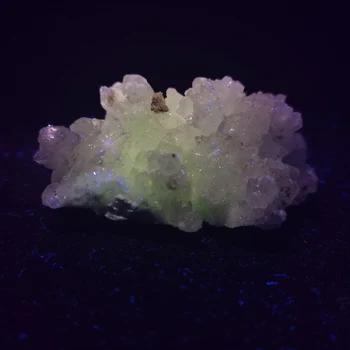 

107.5gElement samples of natural Zincite, crystal and fluorite