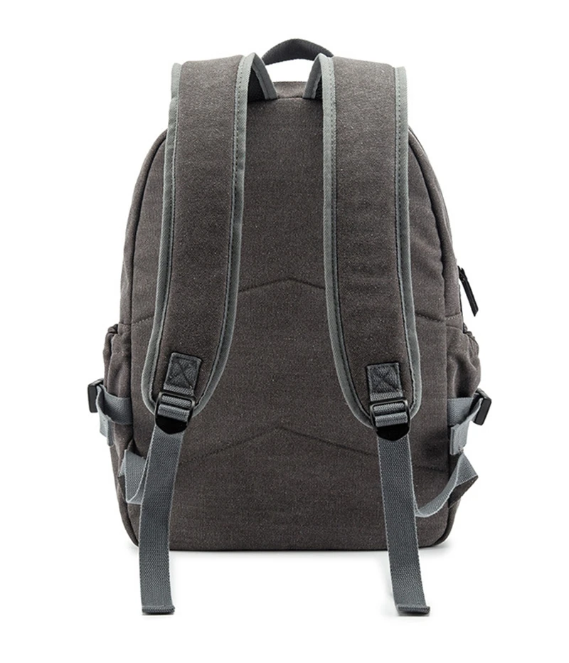 11021875193_1832154794