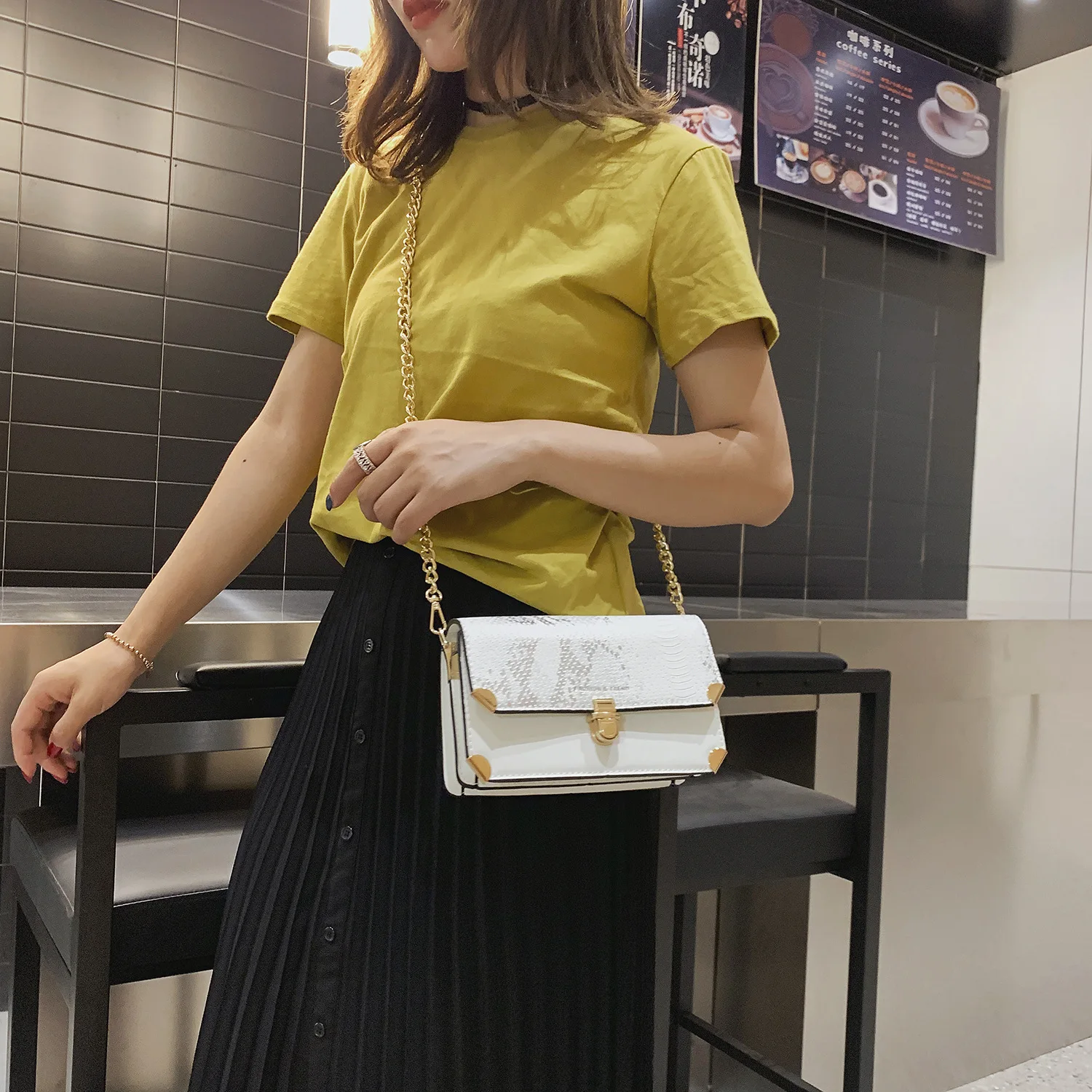 

2019 Summer New Style Casual PU Handbag Solid Color Square Sling Bag Chain Snakeskin Print Shoulder Bag Mortise Lock