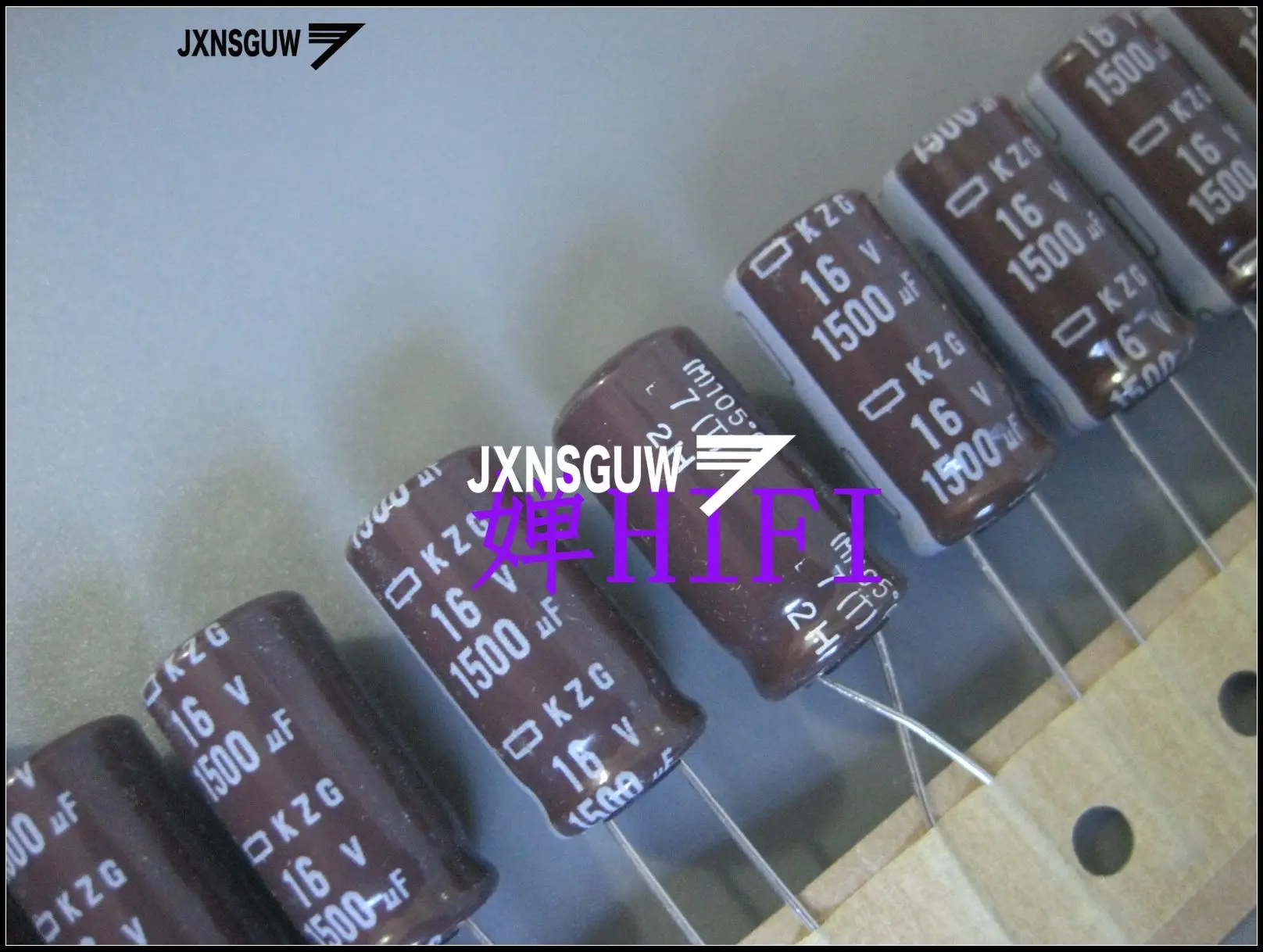Алюминиевый электролитический конденсатор NIPPON KZG 16 в 1500 мкФ 10x20 мм NCC 105 Ф/16 CHEMI-CON