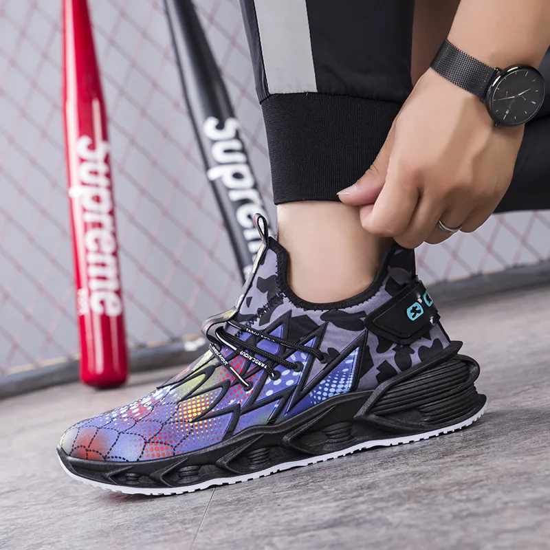 Autumn Plus Size New Men's Fly Woven Breathable Knife-edge Mesh Shoes Casual Men's Sports Running Shoes