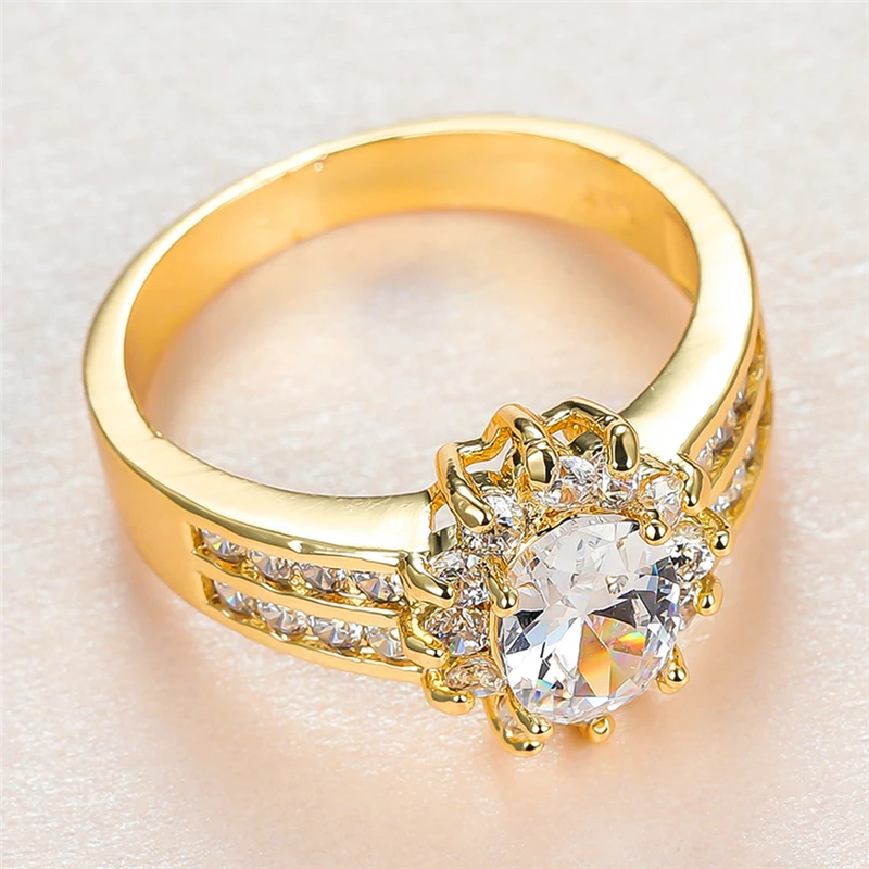 Girls White Crystal Zircon Ring Charm Oval Stone Rings For Women Men Wedding Jewelry Vintage Fashion Yellow Gold Engagement Ring