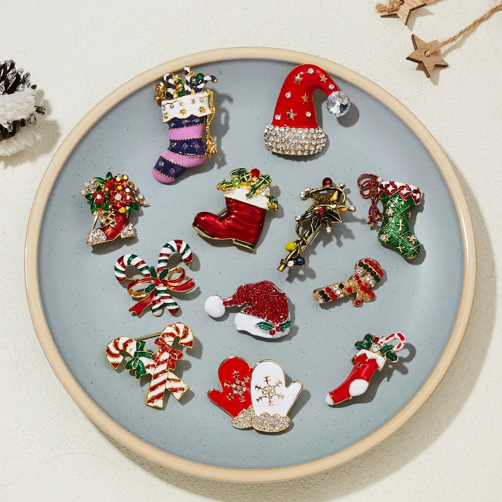 Rinhoo Christmas Crutch Brooches Gifts For Women New Year Red Hat Snowflake Gloves Xmas Gift Box Socks Boots Rhinestone Brooch