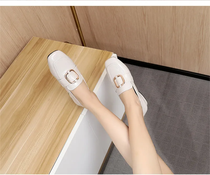 British Bright Patent Genuine Leather Pumps Oxford Shoes For Women 2020 Spring New Metal Thick Middle Heel Women's Loafers Shoes (16)