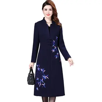 

Long Blends Outerwear 2019 New Embroidery floral Women Overcoat Woolen Coat Autumn Winter Jacket Clothes Elegant Coats