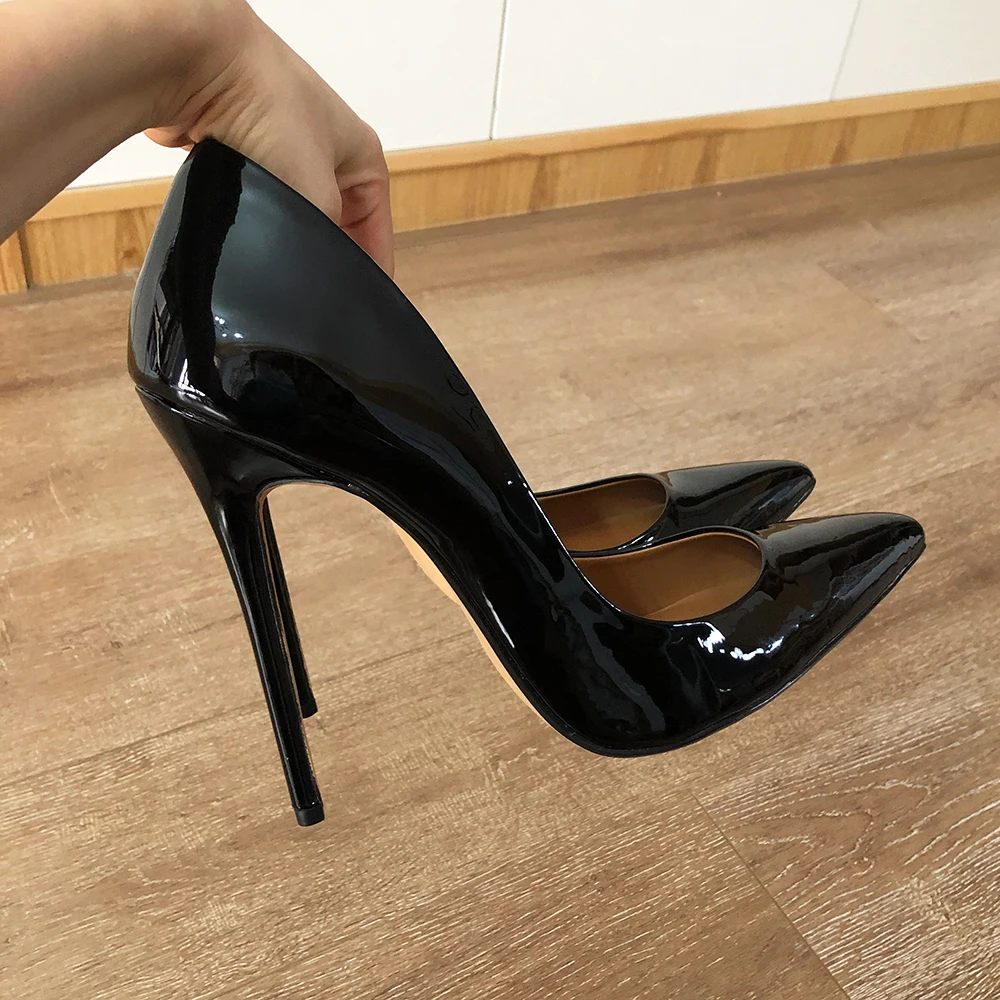 Patent leather-effect heeled shoes | MANGO