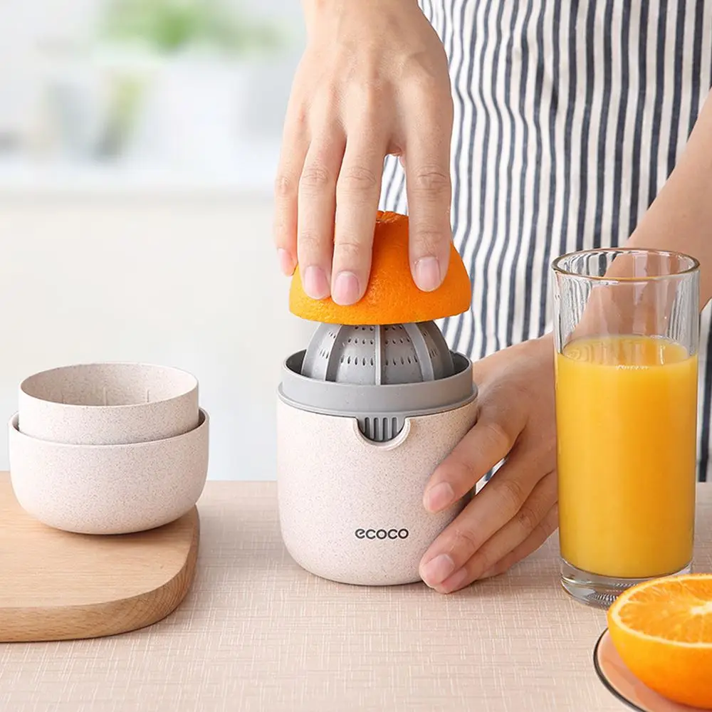 

Manual Lemon Squeezer Mini Fruit Orange Juicer Hand Press Citrus Hand Squeezer With Built-In Cup And Strainer Kitchen Gadgets