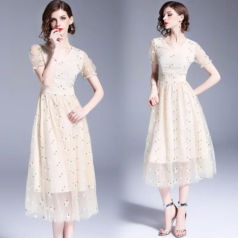 

2019 Summer Wear New Style Europe And America High-end Embroidery Mid-length Short Sleeve A- line Skirt Sub-Mesh Dress