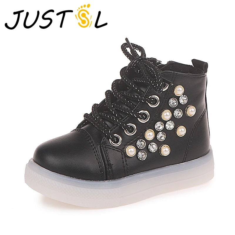 2018 autumn children's fashion casual light flat shoes kids rhinestones pearl LED soft bottom girls sneakers | Детская одежда и