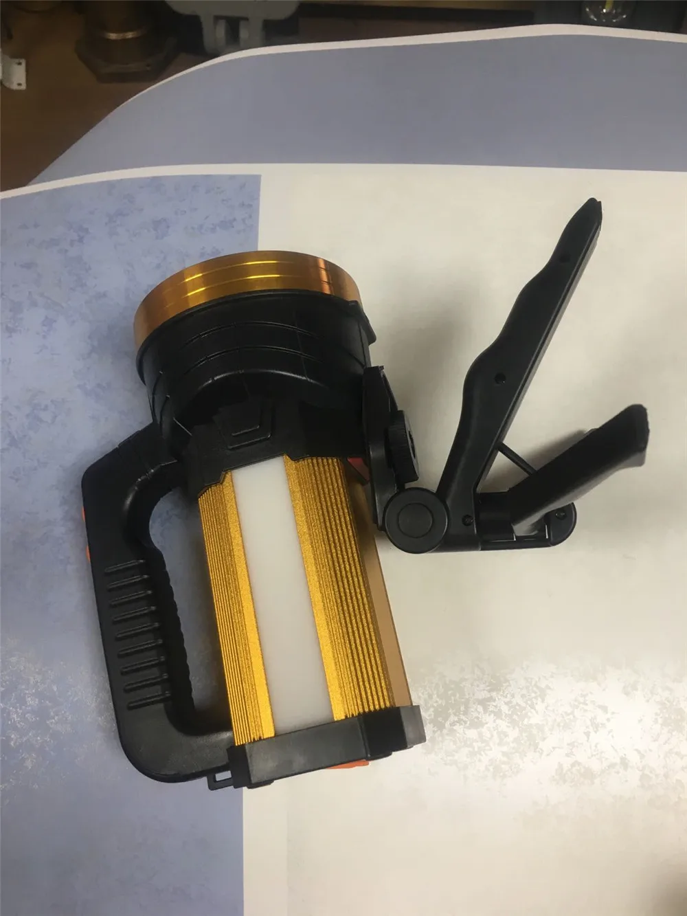 Powerful LED Flashlight Portable XHP50.2 Torch Rechargeable Searchlight Mountable Bracket Spotlight Waterproof Fishing Light Powerful LED Flashlight Portable XHP50.2 Torch Rechargeable Searchlight Mountable Bracket Spotlight Waterproof Fishing Light