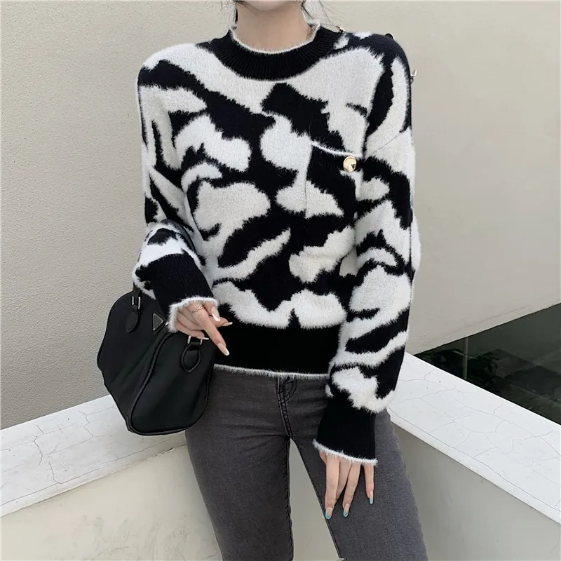 

Winter Knitted Sweater for Woman Black White Slim Pullover O Neck Fleece Female Long Sleece Sexy Tops Fashion Warm Streetwear