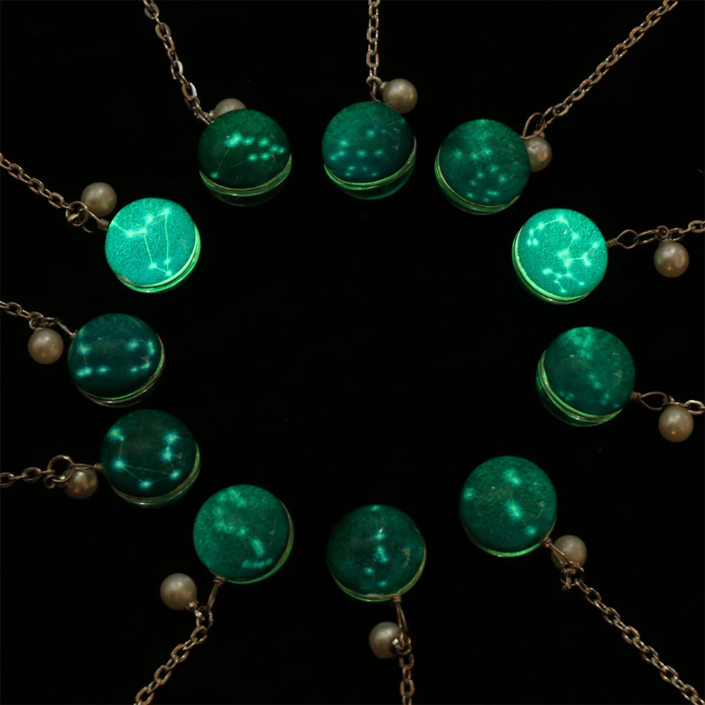 

1PC Creative Luminous Bookmark Twelve Constellation Pendant Metal Retro Leaf Pagination Bookmark Stationery School Office Supply