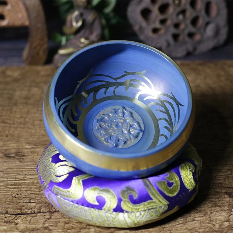 

Nepal el cuenco con sonido de Buda meditacion Yoga canto de relajacion de baja frecuencia de sonido en tazon de fuente de cobre