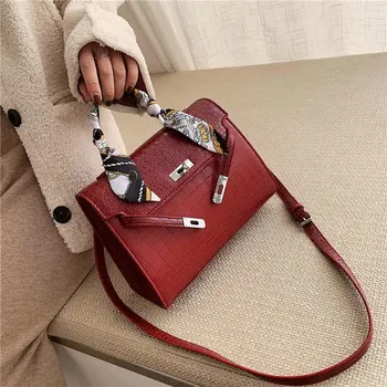 

All-match Shoulder Bags for Women Fashion Kelly Bag European and American Large Capacity Snake Pattern Handbag Silk Scarf Bag