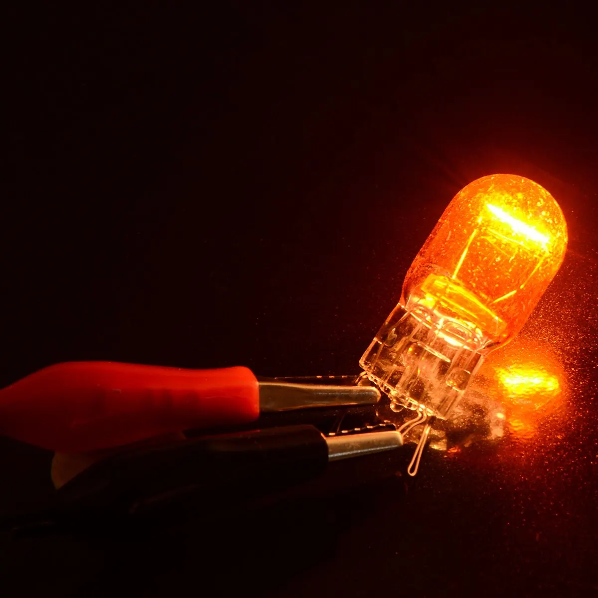 2PCS Amber 12V W21/5W T20 Dual Filament Car DRL Side Light 7443 Effect Brake Bulb For Universal Car Auto Truck