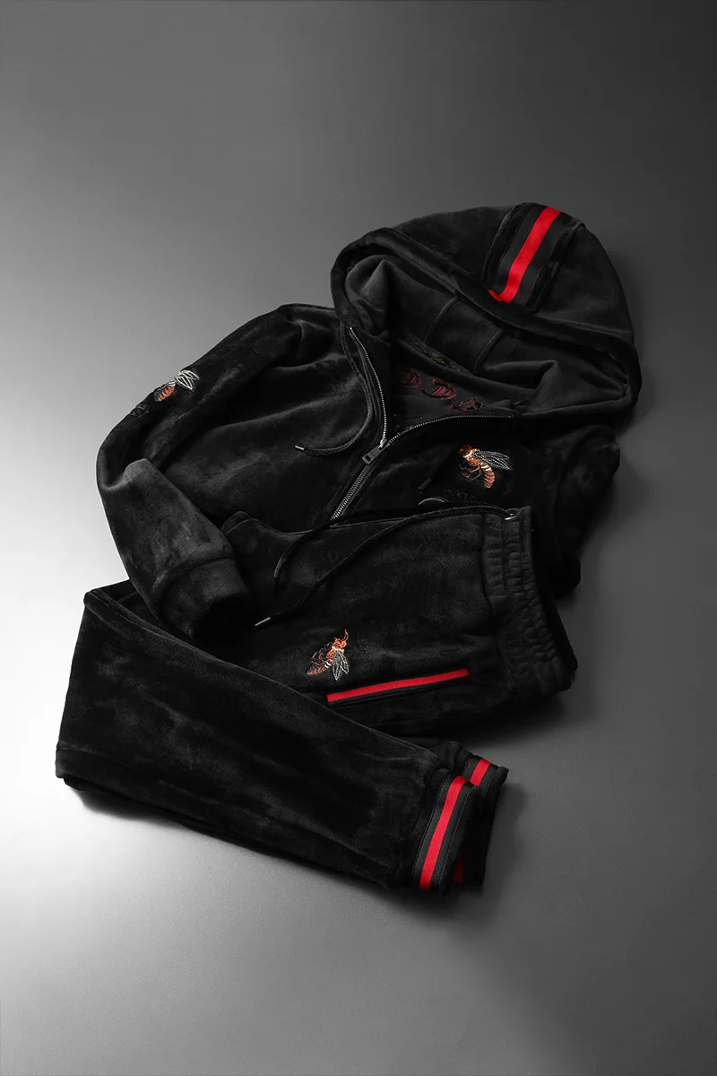 High-end Double-faced Velvet Casual Sports Suit 2019 Autumn And Winter New Men's Suit Warm Embroidery Trend Hoodie + Pants M-5XL High-end Double-faced Velvet Casual Sports Suit 2019 Autumn And Winter New Men's Suit Warm Embroidery Trend Hoodie + Pants M-5XL