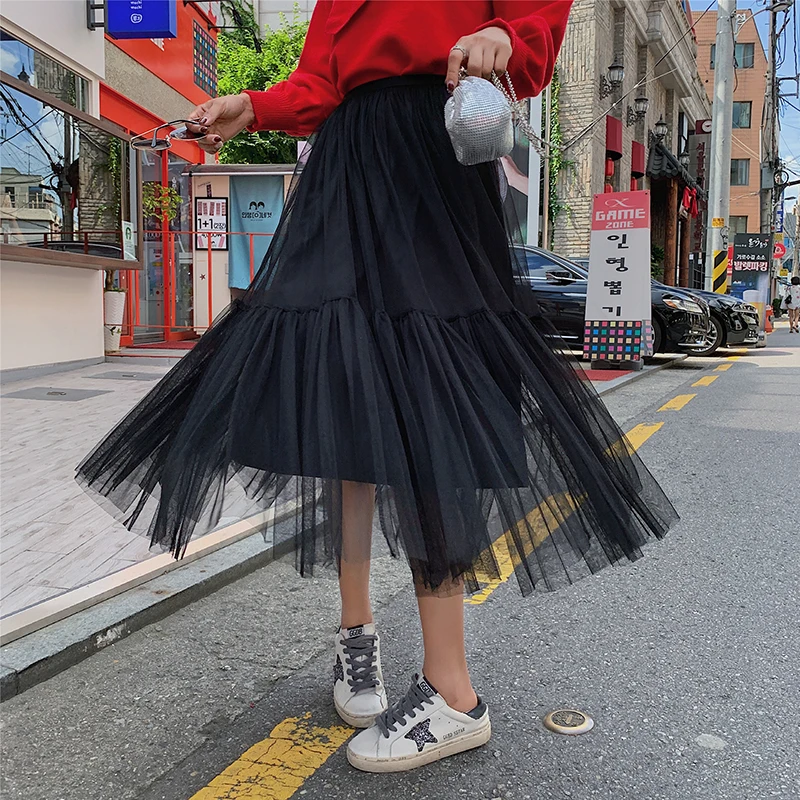 

2019 Ins Hot Long Tulle Skirt Green Colors Mesh Patchwork Bubble Pleated Skirt Elegant High Steet Women Expansion Skirt