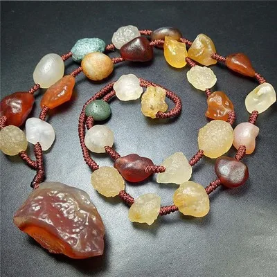 

Fashion boutique Alashan jade bracelet agate raw stone bracelet sweater chain safety charm lucky gift