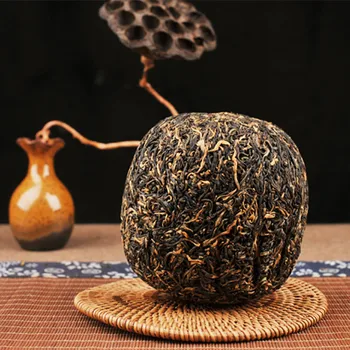 

500g Chinese Yunnan Dian Hong tea The Premium DianHong tea Beauty Slimming Diuretic Down Three Green Food dian hong Black tea