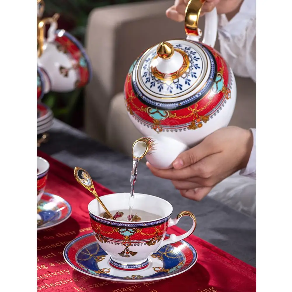 Porcelain Tea Set Portable Tea Set, Bone China China Tea Cups with 3 Tea  Cups Tea Gift Sets for Adults Tea Party Afternoon Tea-red-Package C (Color  