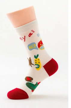 xiaoxiongD3-3 D 2Pairs/lot=4Pieces Spring Autumn Creative Cartoon Women Fashion Socks Sports Cotton Socks Casual Women - Цвет: xiaoxiongD3-3 D